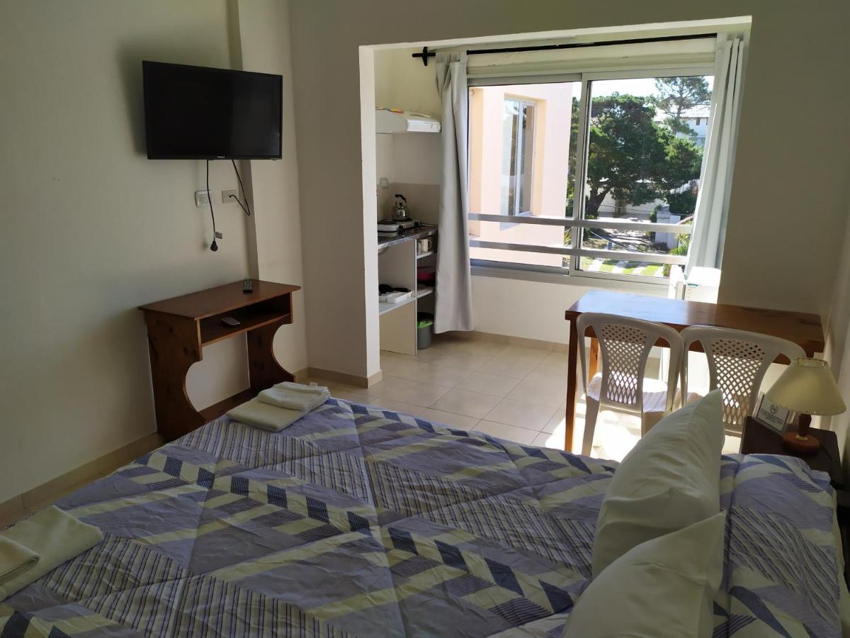 Hosteria Ymaz Villa Gesell Exterior photo