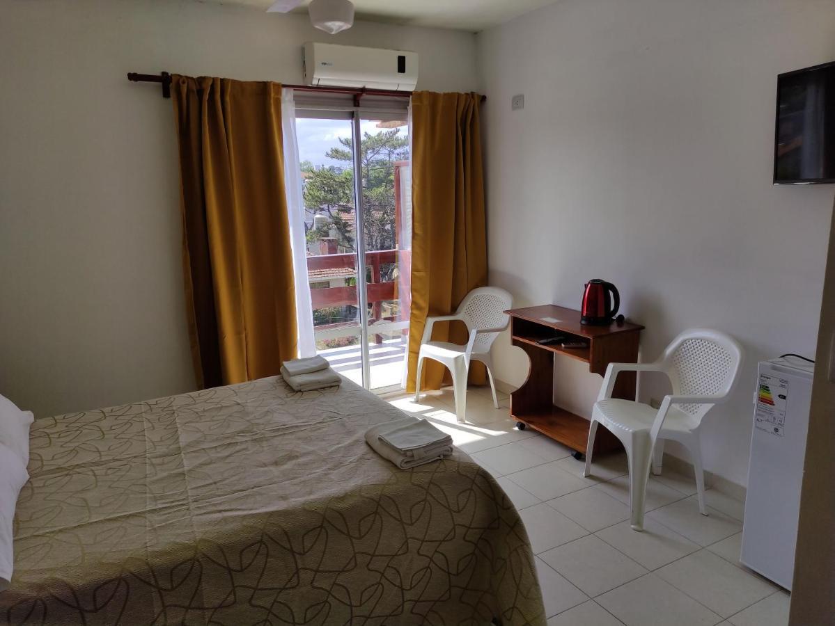 Hosteria Ymaz Villa Gesell Exterior photo