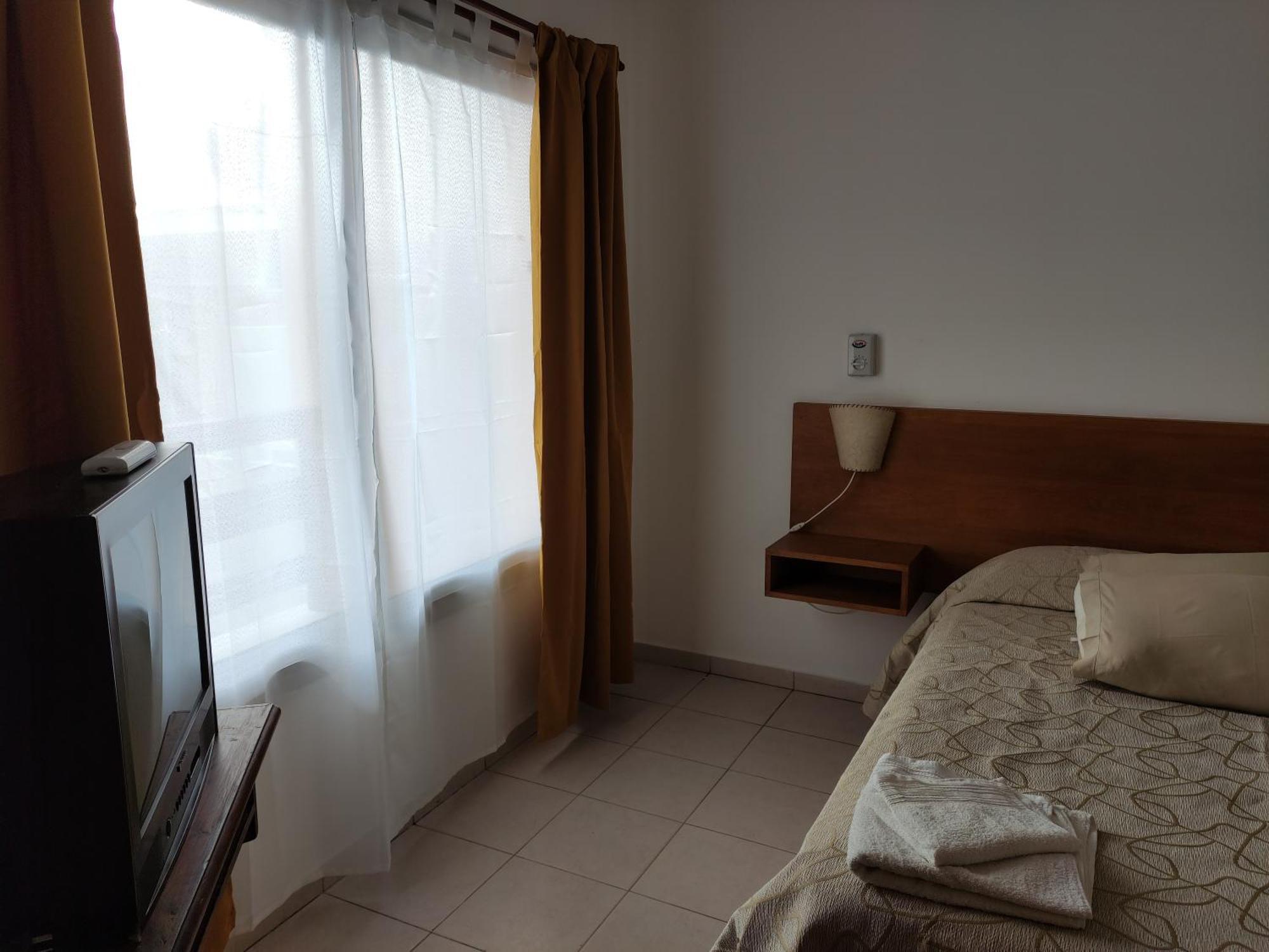 Hosteria Ymaz Villa Gesell Exterior photo