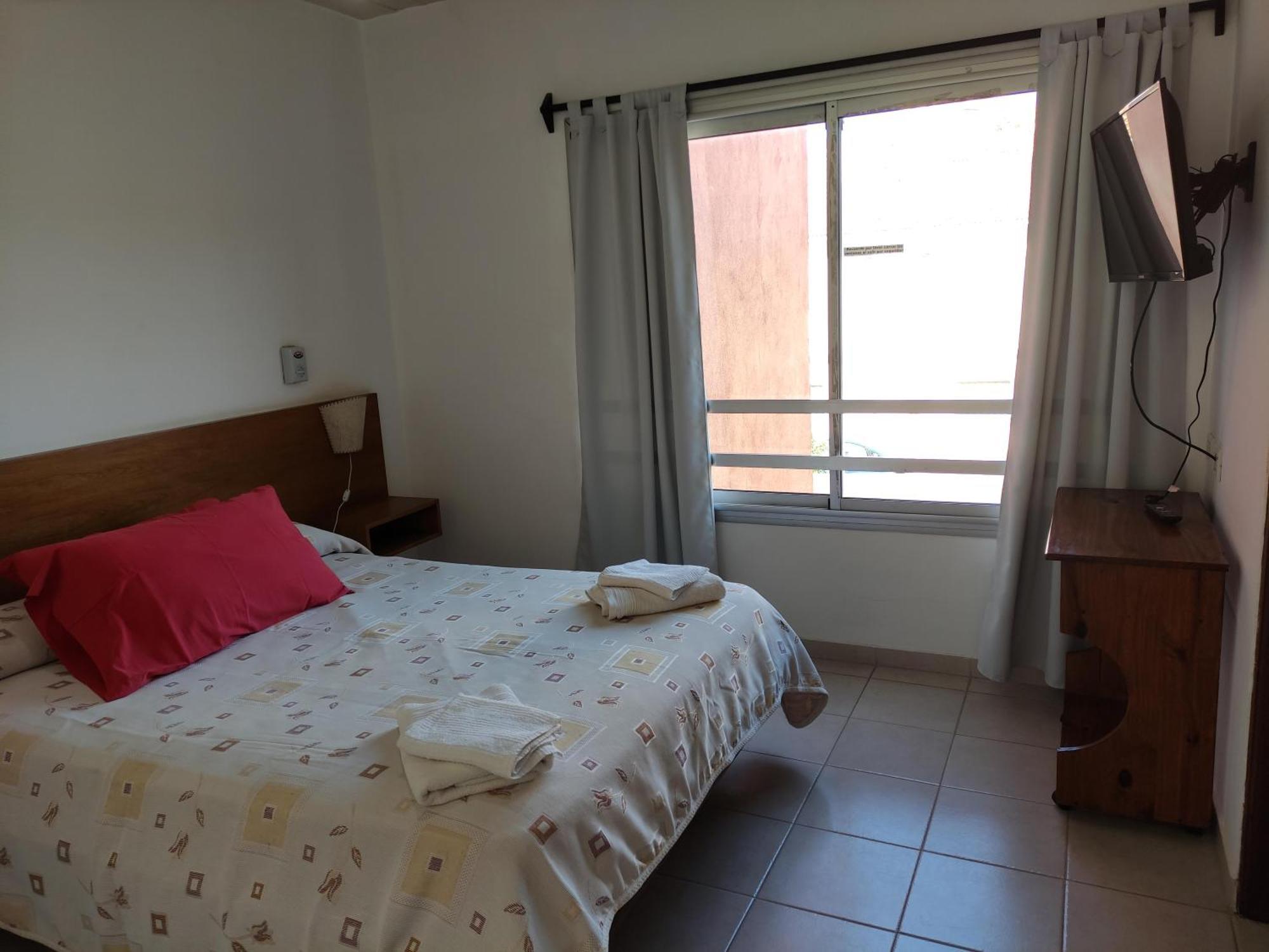 Hosteria Ymaz Villa Gesell Exterior photo