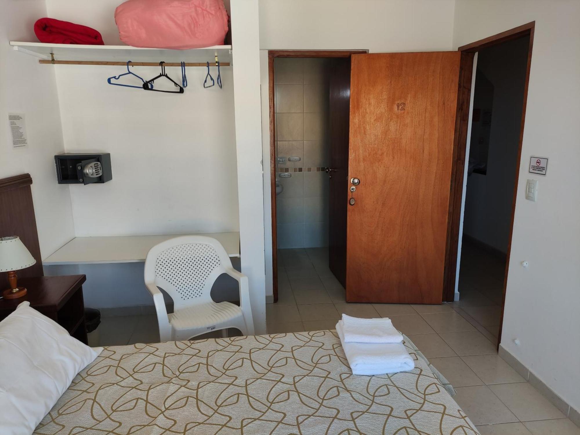 Hosteria Ymaz Villa Gesell Exterior photo