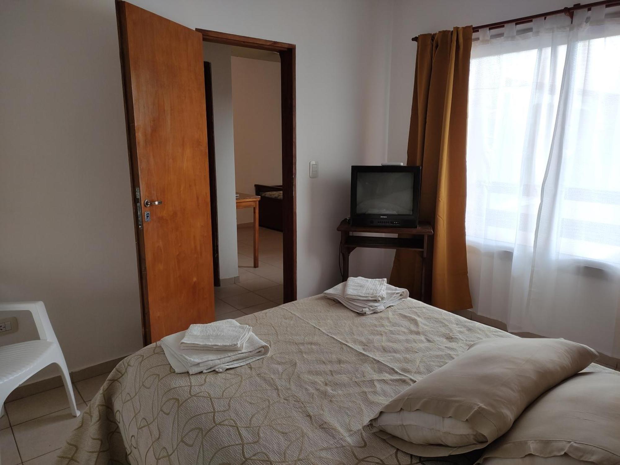 Hosteria Ymaz Villa Gesell Exterior photo
